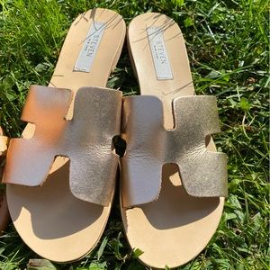 Steve Madden Rose Gold Sandals 6.5